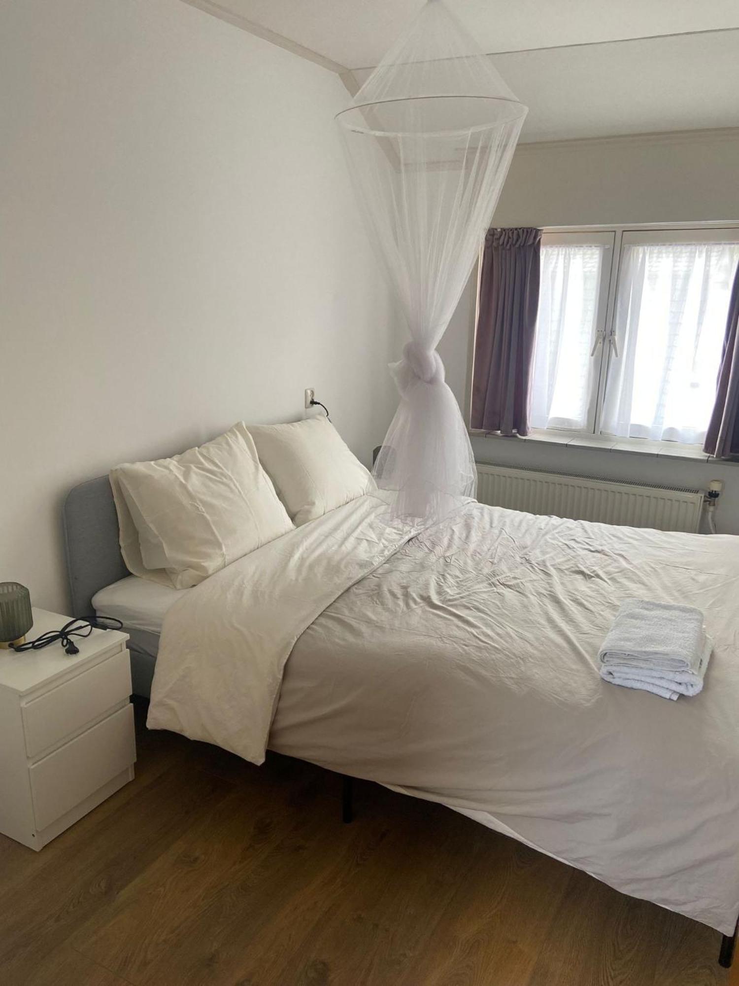 Aangename En Zeer Rustig Gelegen Vakantiewoning Westdorpe Exterior foto